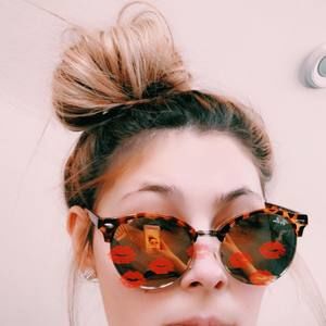 Meet your Posher, Zoey